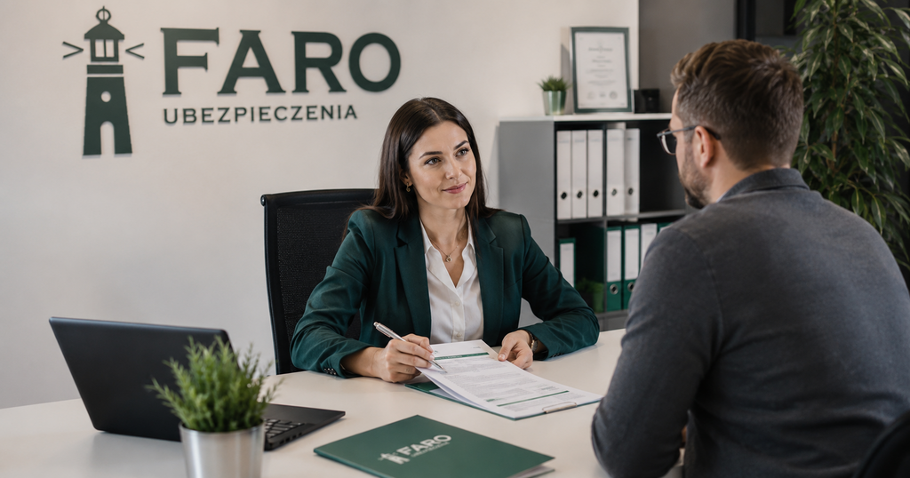 Doradca Faro Ubezpieczenia omawia zakres ochrony szyby w polisie AC